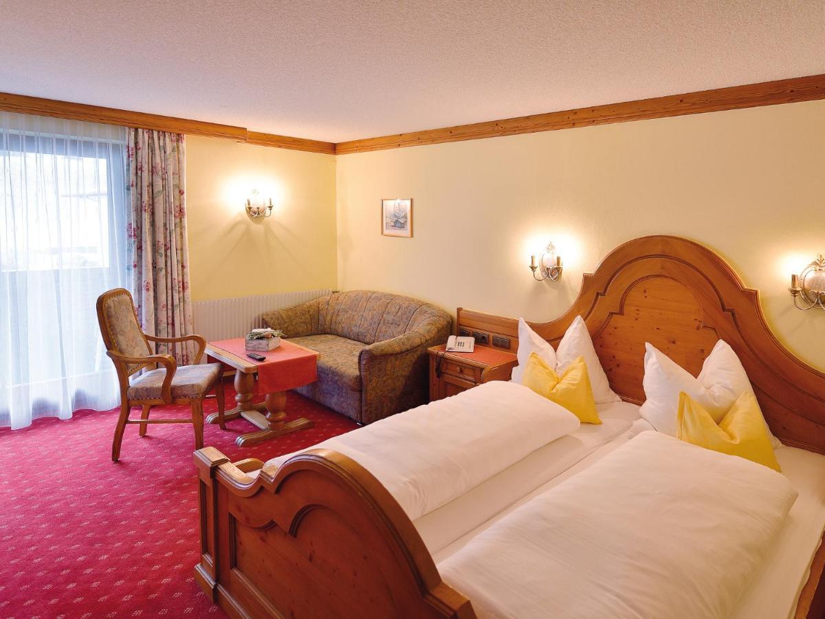 Pension Cafe Fritz Lech am Arlberg Εξωτερικό φωτογραφία