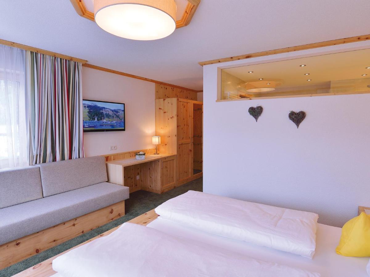 Pension Cafe Fritz Lech am Arlberg Εξωτερικό φωτογραφία