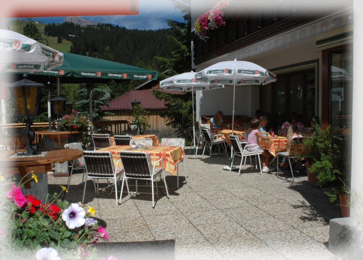 Pension Cafe Fritz Lech am Arlberg Εξωτερικό φωτογραφία